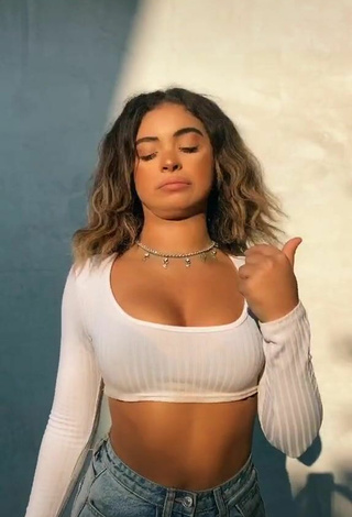 4. Elegant Devenity Perkins Shows Cleavage in White Crop Top and Bouncing Tits