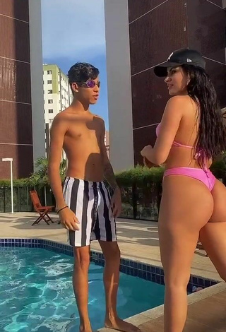 Really Cute Dine Azevedo Shows Butt at the Swimming Pool