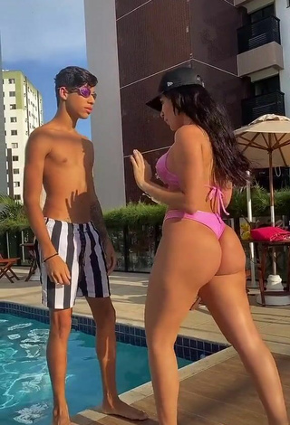 5. Really Cute Dine Azevedo Shows Butt at the Swimming Pool