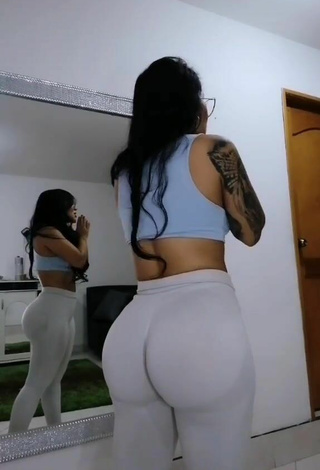 2. Sweet Eve Herrera Shows Big Butt
