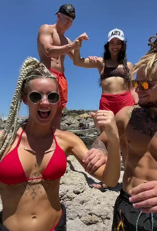 4. Sexy fit.lovers in Bikini Top at the Beach