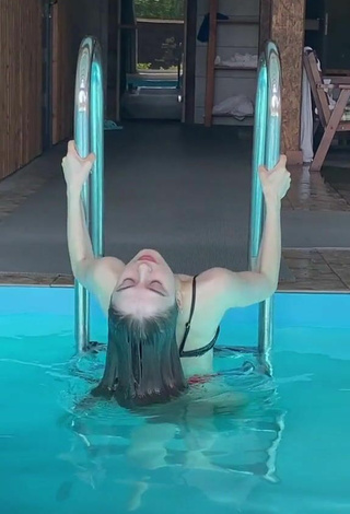 Sexy frendtok in Black Bikini Top at the Pool