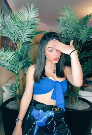 6. Hot Giulia Paglianiti Shows Cleavage in Blue Tube Top and Bouncing Boobs