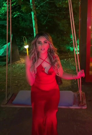 3. Sexy Gizemjelii in Red Dress