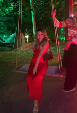 6. Sexy Gizemjelii in Red Dress