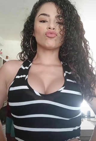 Fine Gleidy Rojas Shows Cleavage in Sweet Striped Top and Bouncing Breasts