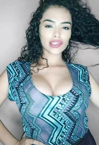 2. Beautiful Gleidy Rojas Shows Cleavage in Sexy Top and Bouncing Tits