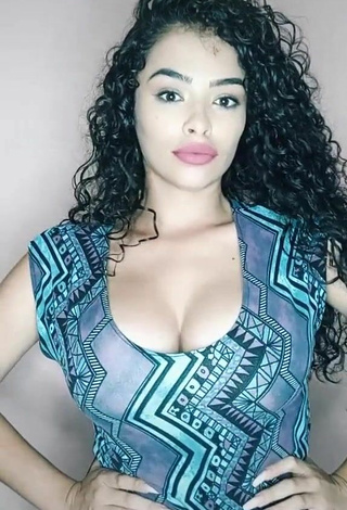 4. Beautiful Gleidy Rojas Shows Cleavage in Sexy Top and Bouncing Tits