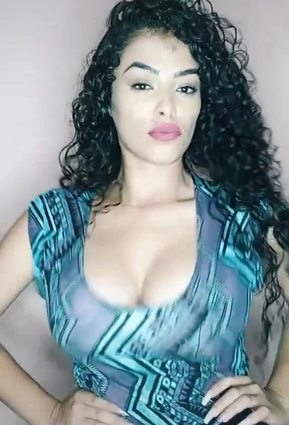5. Beautiful Gleidy Rojas Shows Cleavage in Sexy Top and Bouncing Tits