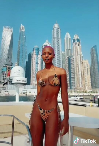 6. Sweetie Vivian Gold Kaitetsi Shows Cleavage in Bikini on a Boat