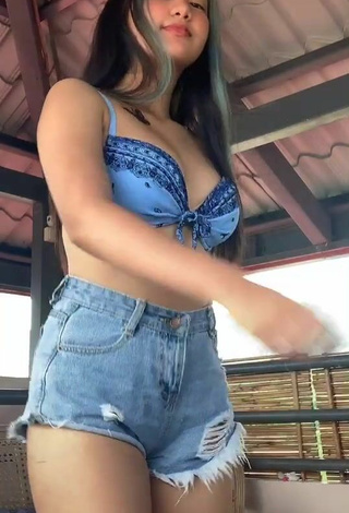 4. Hottie Vanessa Domingo Shows Cleavage in Bikini Top and Bouncing Breasts