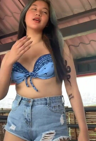 3. Cute Vanessa Domingo Shows Cleavage in Bikini Top and Bouncing Boobs