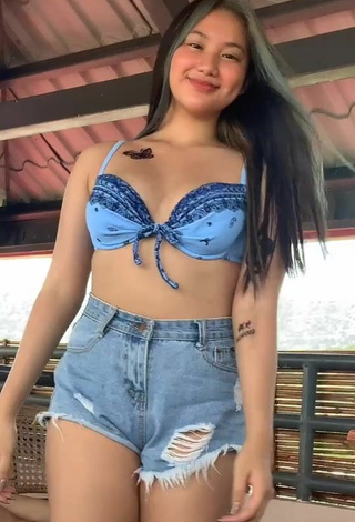 Hot Vanessa Domingo Shows Cleavage in Bikini Top and Bouncing Tits