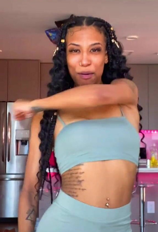 3. Sexy Ayzha Nyree in Grey Crop Top and Bouncing Tits