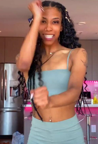 6. Sexy Ayzha Nyree in Grey Crop Top and Bouncing Tits