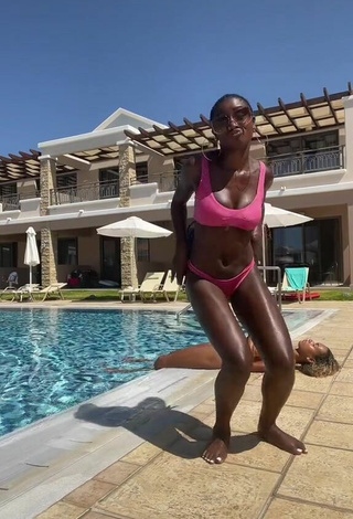 4. Hot Oluwanifewa Agunbiade in Bikini at the Pool