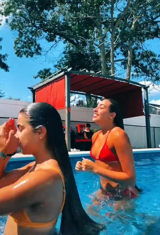 Beautiful Alisa Kotlyarenko Shows Cleavage in Sexy Bikini at the Swimming Pool