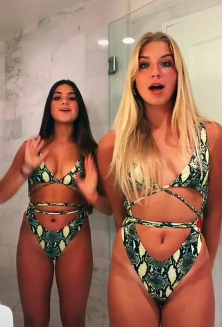 Sexy Alisa Kotlyarenko Shows Cleavage in Swimsuit