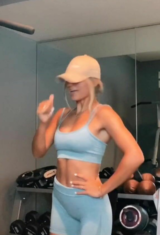 2. Hot Jacqueline Fransway in Grey Sport Bra in the Sports Club