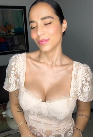 Amazing Jessi Pereira Shows Cleavage in Hot Beige Top