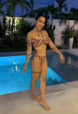Beautiful Jessi Pereira in Sexy Leopard Bikini at the Pool