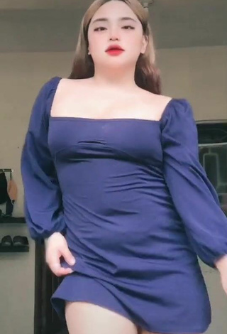 5. Sexy Joanne Duldulao in Blue Dress