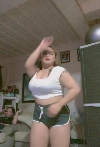3. Amazing Joanne Duldulao in Hot White Crop Top and Bouncing Tits