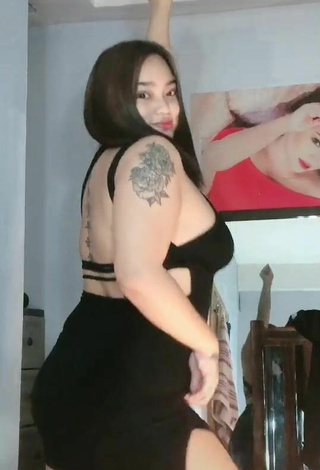 6. Sexy Joanne Duldulao Shows Butt Braless