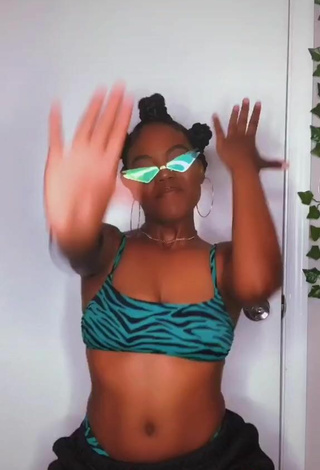 5. Sexy Jordan Nata'e Shows Cleavage in Zebra Bikini Top