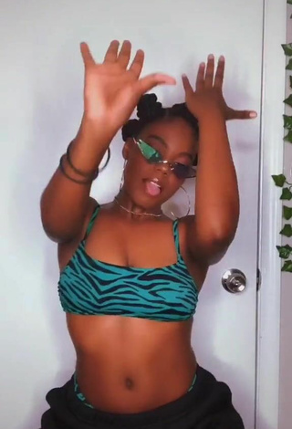 6. Sexy Jordan Nata'e Shows Cleavage in Zebra Bikini Top