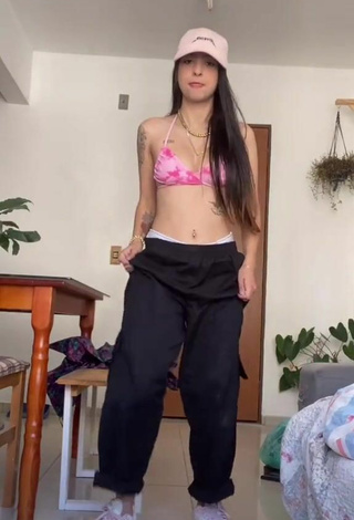 2. Sweetie Julia Guerra Shows Cleavage in Pink Bikini Top