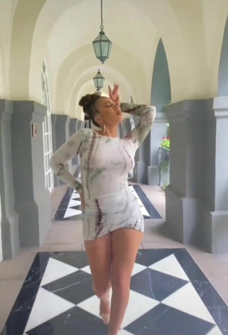 5. Sexy Kali Uchis Shows Butt