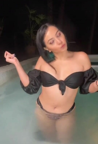 2. Alluring Karen Bustillos in Erotic Black Bikini Top at the Pool