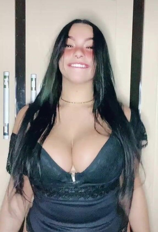 6. Beautiful Karniello Shows Cleavage in Sexy Black Lingerie and Bouncing Boobs