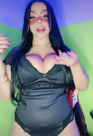 2. Hot Karniello Shows Cleavage in Black Bodysuit and Bouncing Boobs