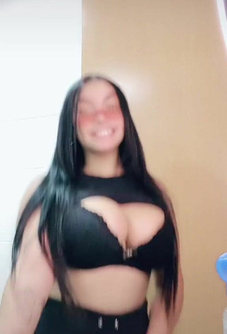3. Alluring Karniello Shows Cleavage in Erotic Black Bra and Bouncing Boobs