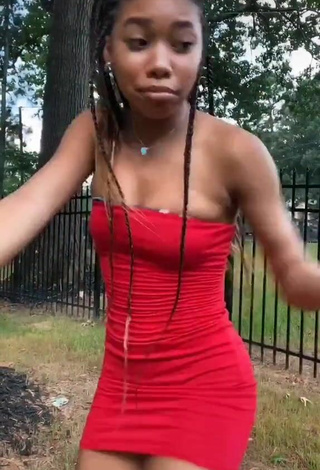 6. Sexy Kyla Drew Simmons in Red Dress and Bouncing Tits