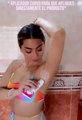 3. Sexy Mafe Méndez in Bikini at the Swimming Pool