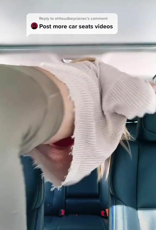 Really Cute Makayla Weaver Shows Butt in a Car