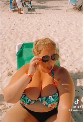 Beautiful Mar Tarres Shows Cleavage in Sexy Bikini at the Beach