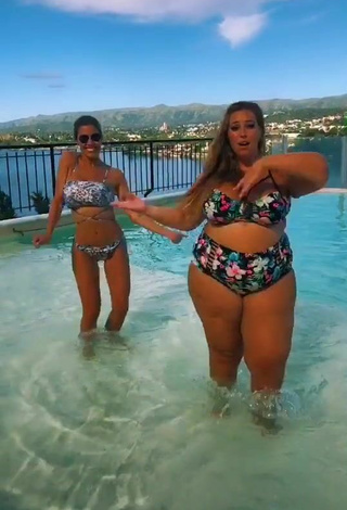 3. Cute Mar Tarres in Bikini at the Pool and Bouncing Boobs