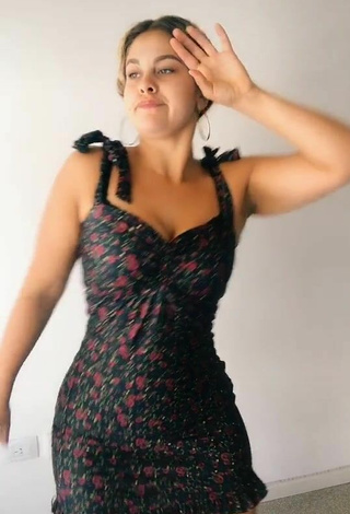 5. Sweetie Micad Fuego Shows Cleavage in Floral Dress and Bouncing Boobs