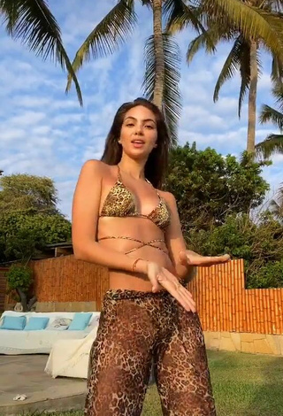 2. Sexy Natalie Vértiz Shows Cleavage in Leopard Bikini Top