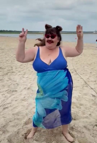 5. Sexy Netta Barzilai Shows Cleavage at the Beach and Bouncing Boobs
