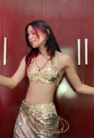 2. Sexy Ni.nique in Golden Crop Top while doing Belly Dance
