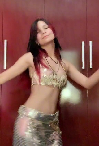 3. Sexy Ni.nique in Golden Crop Top while doing Belly Dance