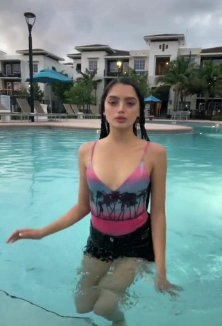 Sexy Paola Ruiz in Swimsuit at the Swimming Pool