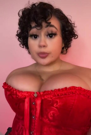4. Hot Phaith Montoya Shows Cleavage in Red Corset and Bouncing Breasts
