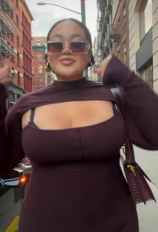 6. Sexy Phaith Montoya Shows Cleavage in Dress and Bouncing Breasts