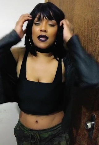 Sexy Priscila Beatrice Shows Cleavage in Black Crop Top